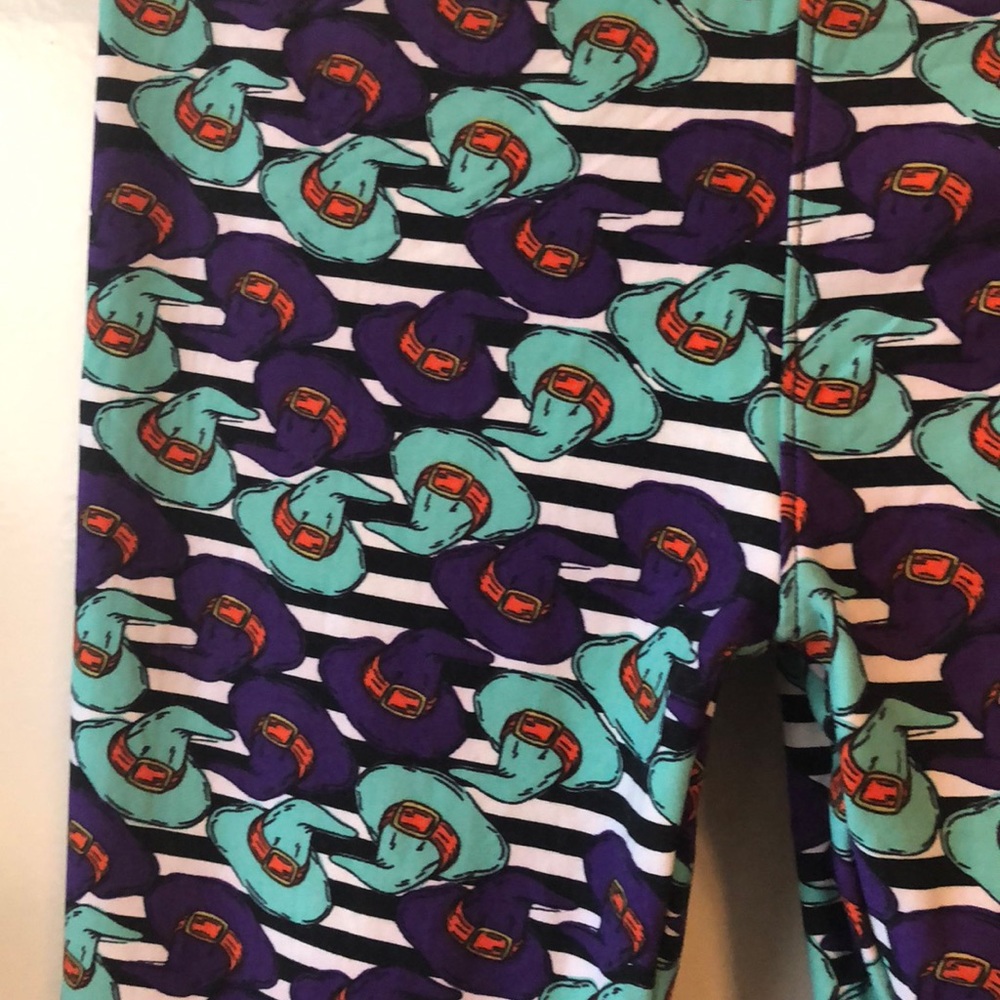 Leggings - Picture 2 of 3